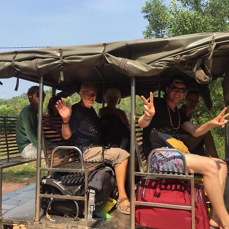 Sevenstars Hostel Sihanoukville Buitenkant foto