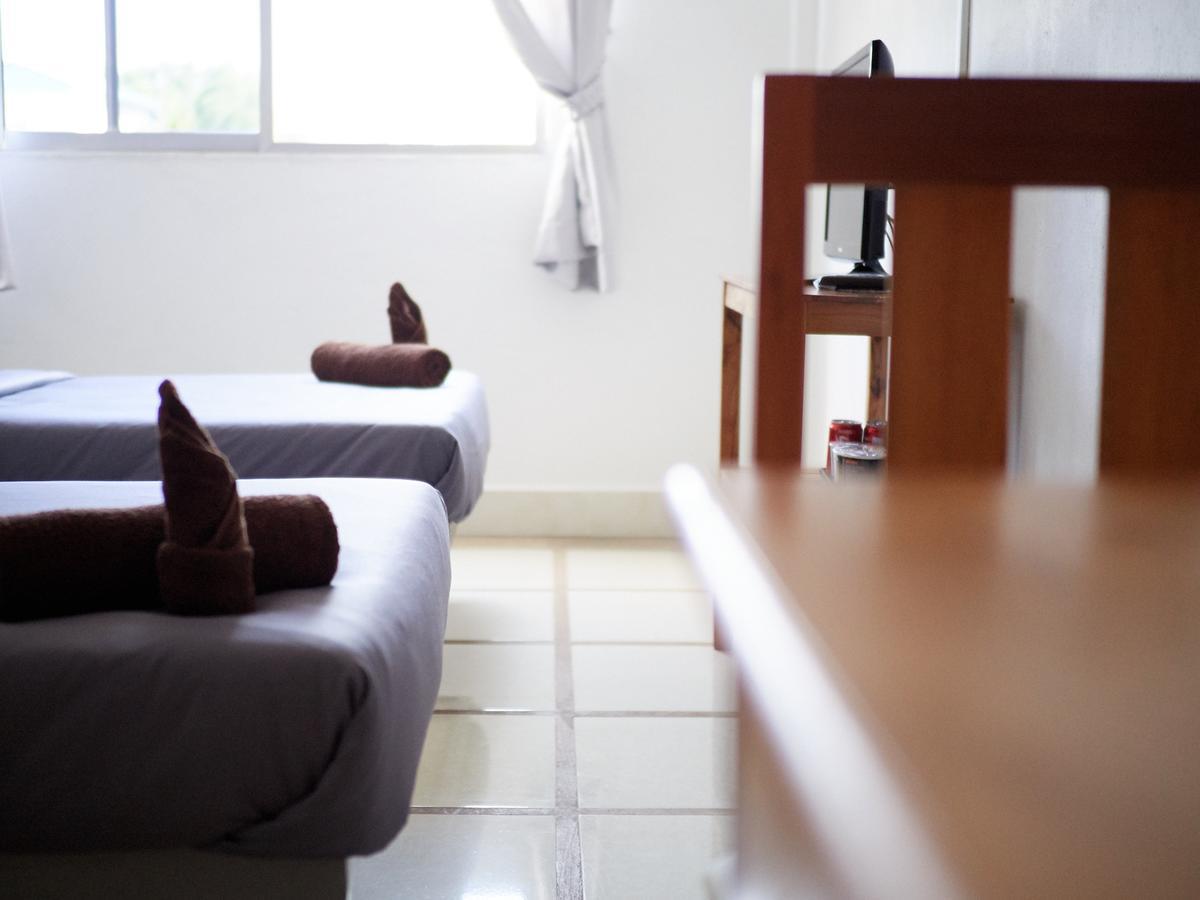 Sevenstars Hostel Sihanoukville Buitenkant foto