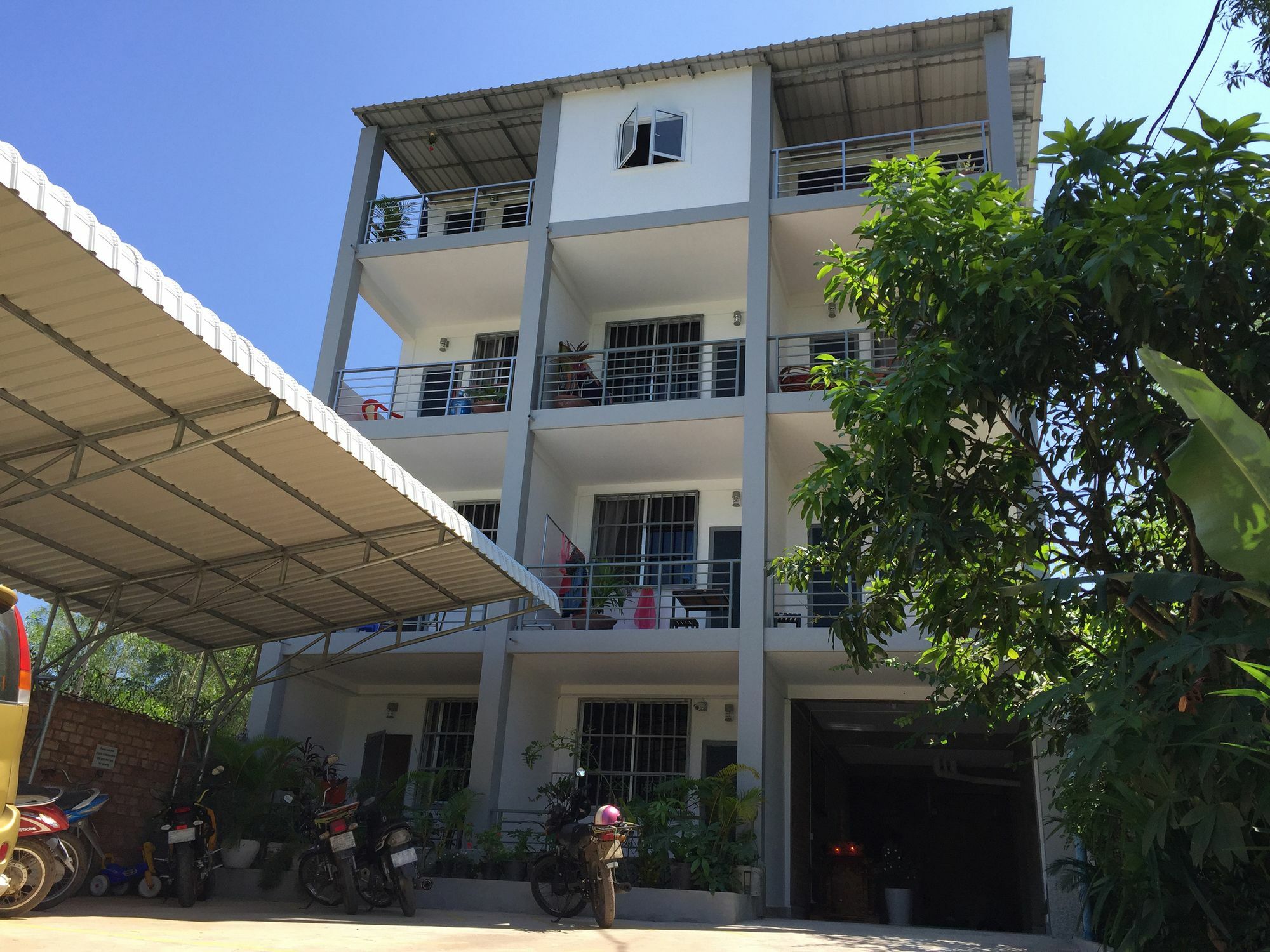 Sevenstars Hostel Sihanoukville Buitenkant foto